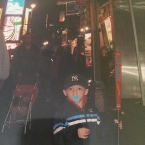 Meet your Posher, Reyes